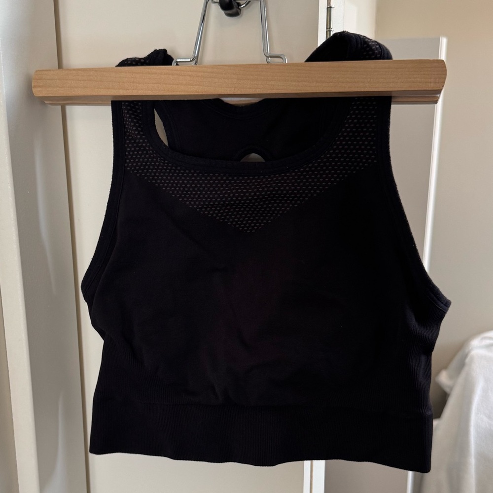 🟢Zella EUC size large Black Bodywear sports bra/ compression crop🟢